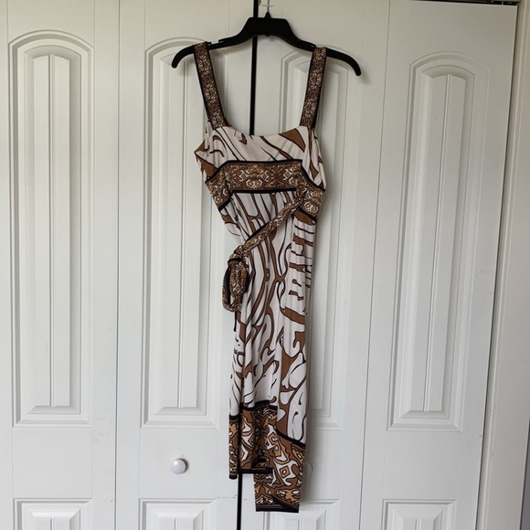 100% Silk Diane von Furstenberg Wrap Dress - Picture 5 of 6